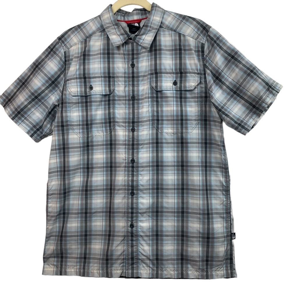 The North Face Men’s “Pine Knot” Vented Gray/Blue Plaid Short Sleeve Shirt Sz M